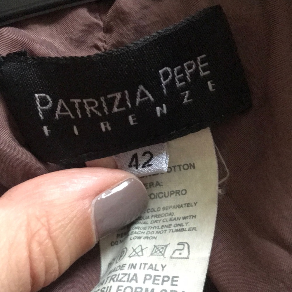 PATRIZIA PEPE // Soft Cotton Brown Blazer - Picture 5 of 8
